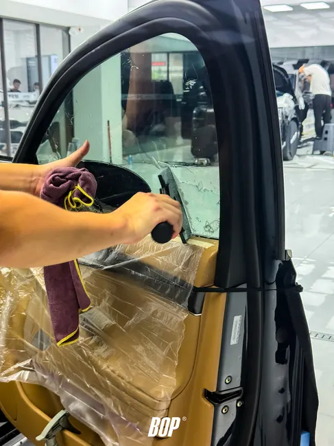 捷尼赛思黄金70施工案例 · 图片3