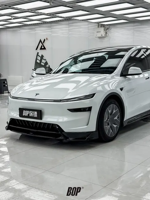 特斯拉 Model Y运动包围施工案例 · 图片5