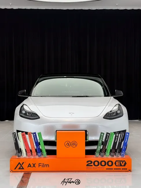特斯拉 Model 3珍珠白施工案例 · 图片5