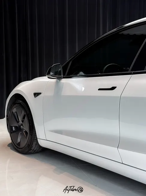 特斯拉 Model 3珍珠白施工案例 · 图片7