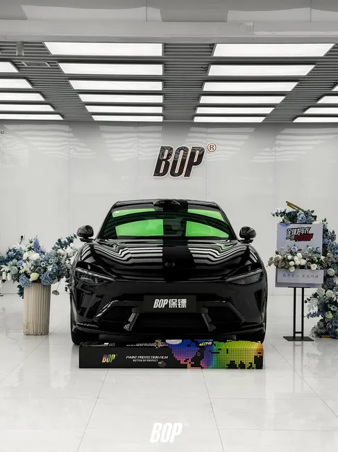 小米 YU7 GT漆面保护施工案例 · 图片1