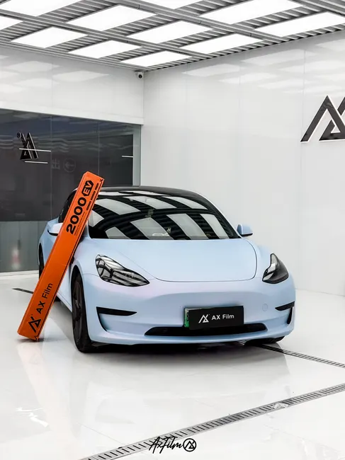 特斯拉 Model 3溢彩蓝施工案例 · 图片6